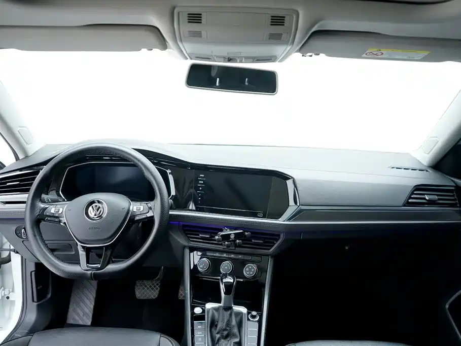 Volkswagen Sagitar 2021 280TSI DSG