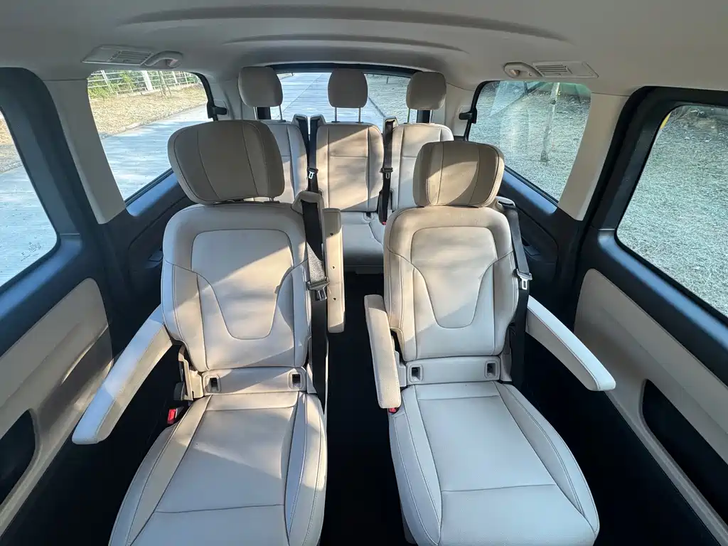 Mercedes-Benz Vito 2023 — фото 17