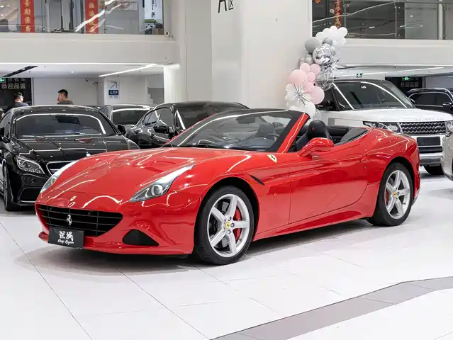 FERRARI CALIFORNIA T 2016