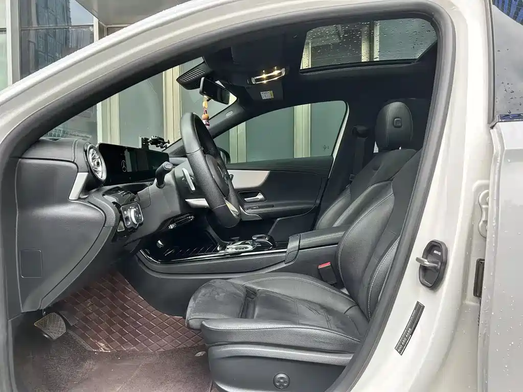 Mercedes-Benz A-Class A 2020 A 220 L 4MATIC Sport