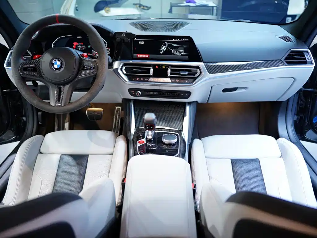 BMW M4 2022 — фото 37