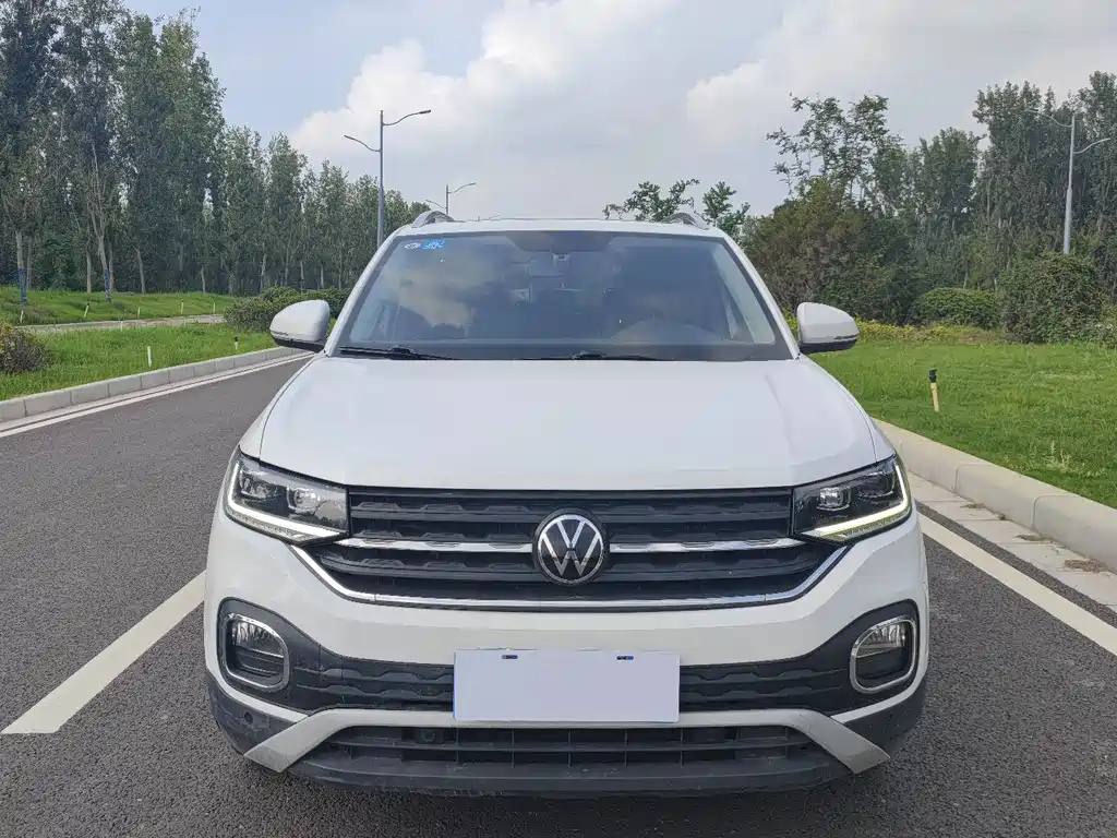 VOLKSWAGEN EXPLORING THE SHADOW