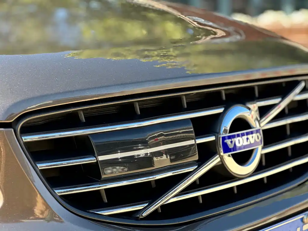 Volvo XC60 (Import) — миниатюра 30