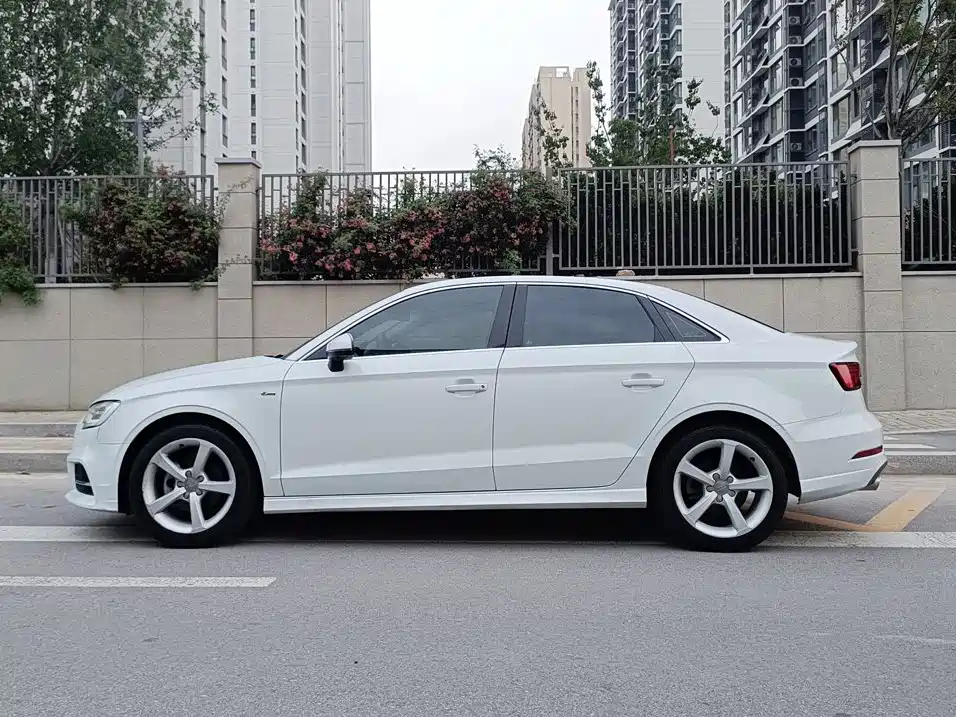 Audi A3 — миниатюра 3
