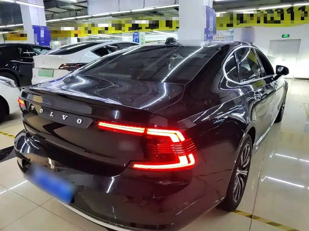 Volvo S90 2021 B5 Luxury