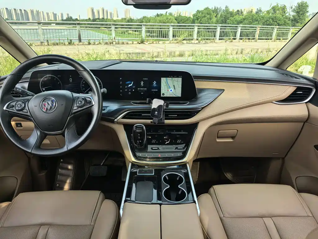 Buick GL8 2021 ES 653T Luxury