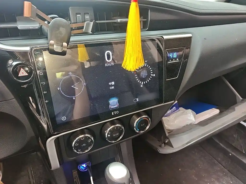 Toyota Corolla — миниатюра 6