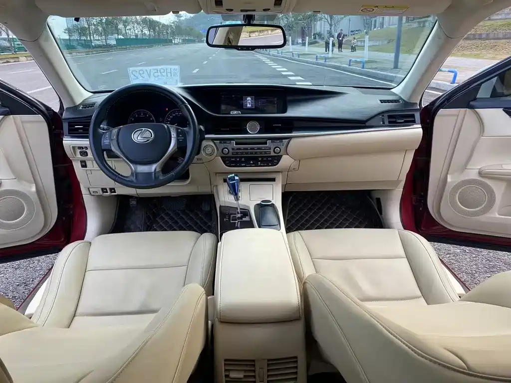 Lexus ES 2014 250 Elite