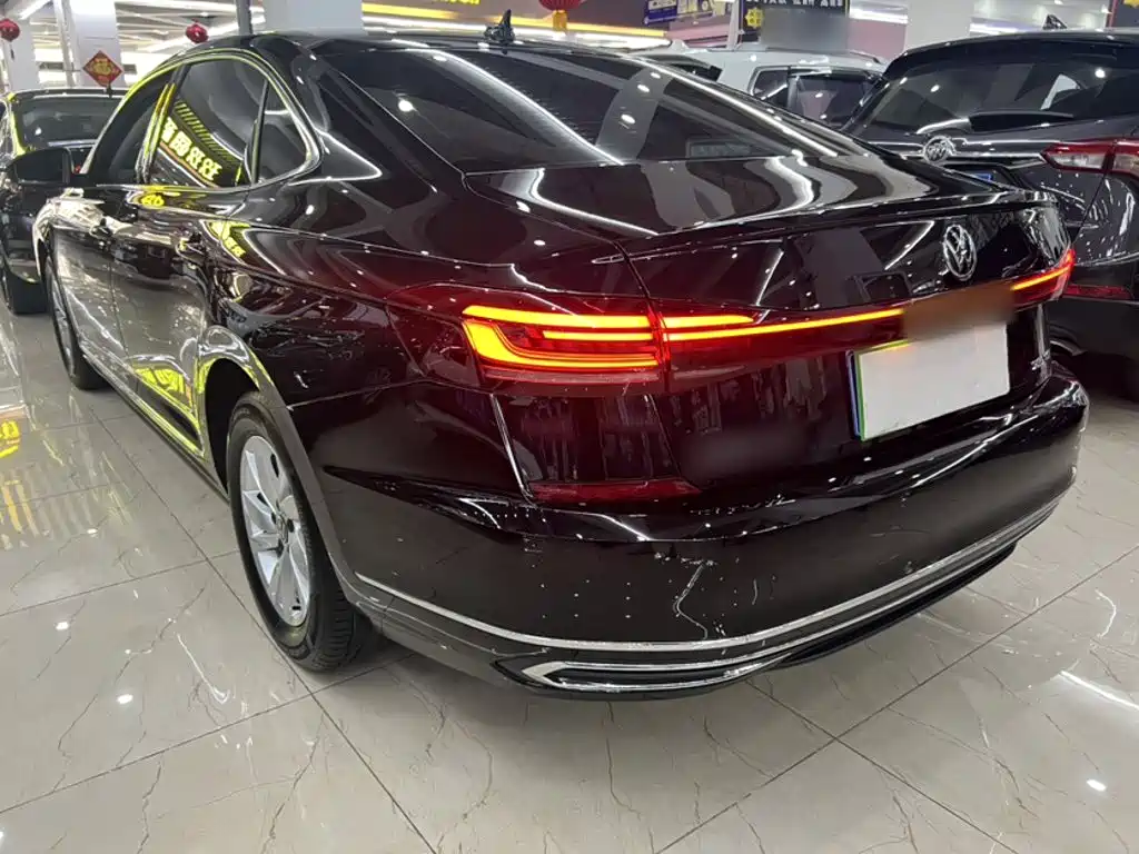 Volkswagen Passat 2024 280TSI