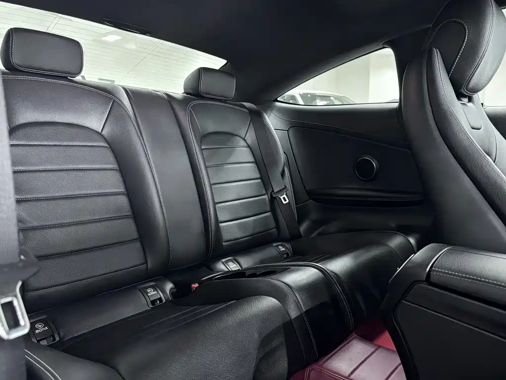 Mercedes-Benz C-Class (Import) — миниатюра 15