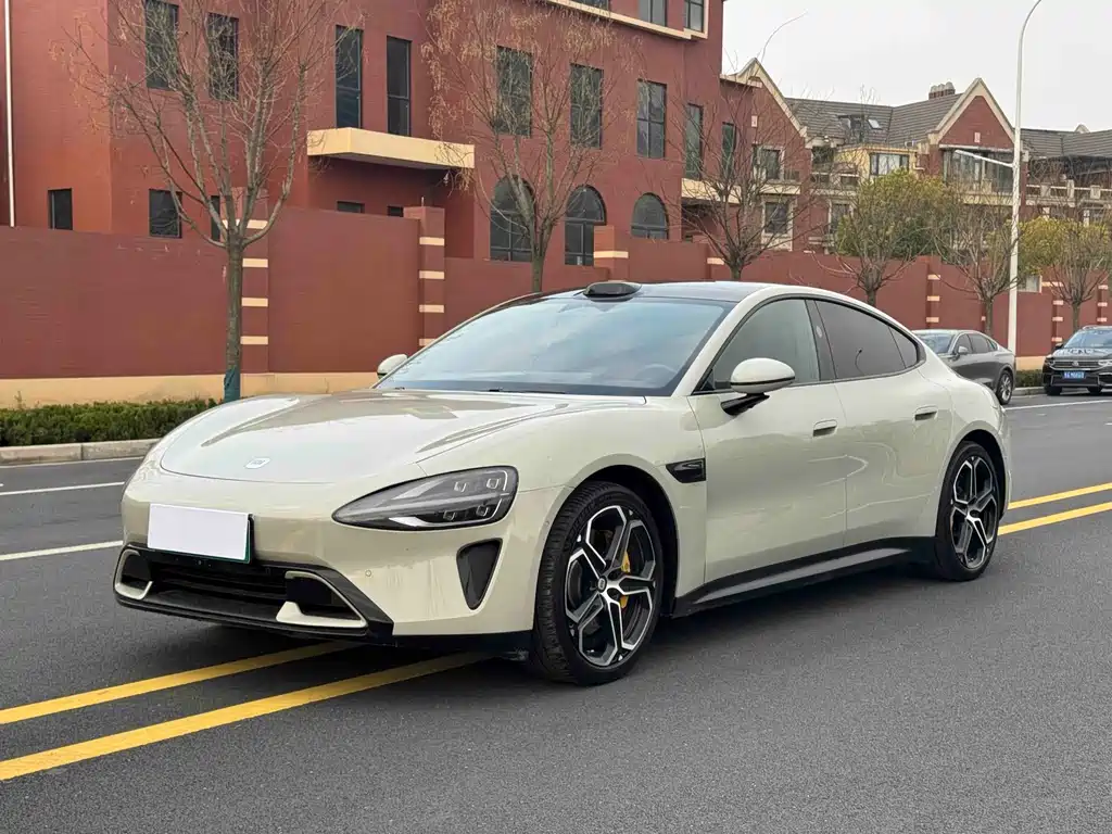 XIAOMI CAR XIAOMI SU7