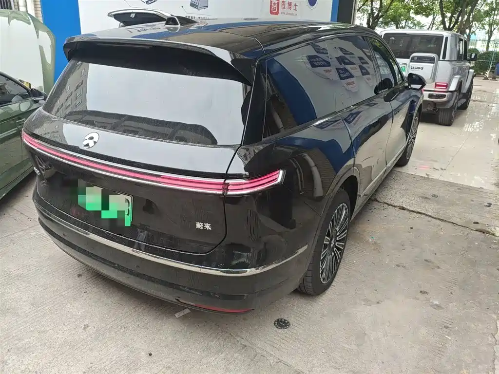 NIO ES8 2026 мест Executive Luxury