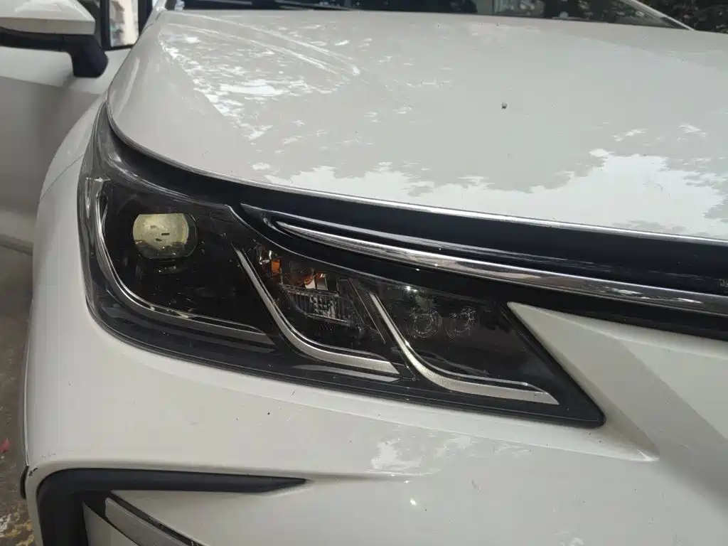 Toyota Corolla — миниатюра 7