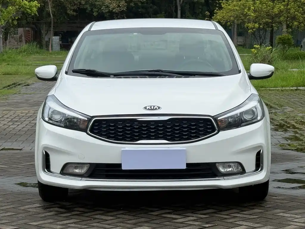 Kia K3 2016 1.6L MT GL