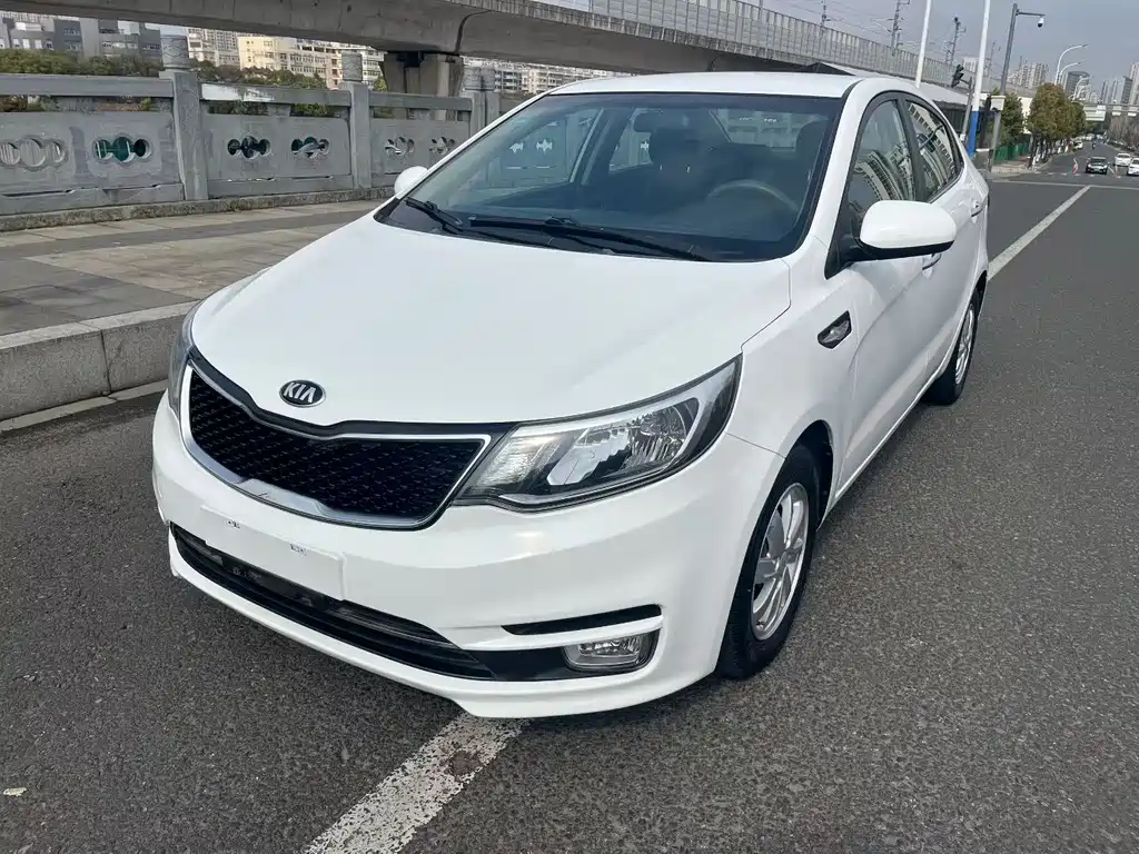 Kia K2 2015