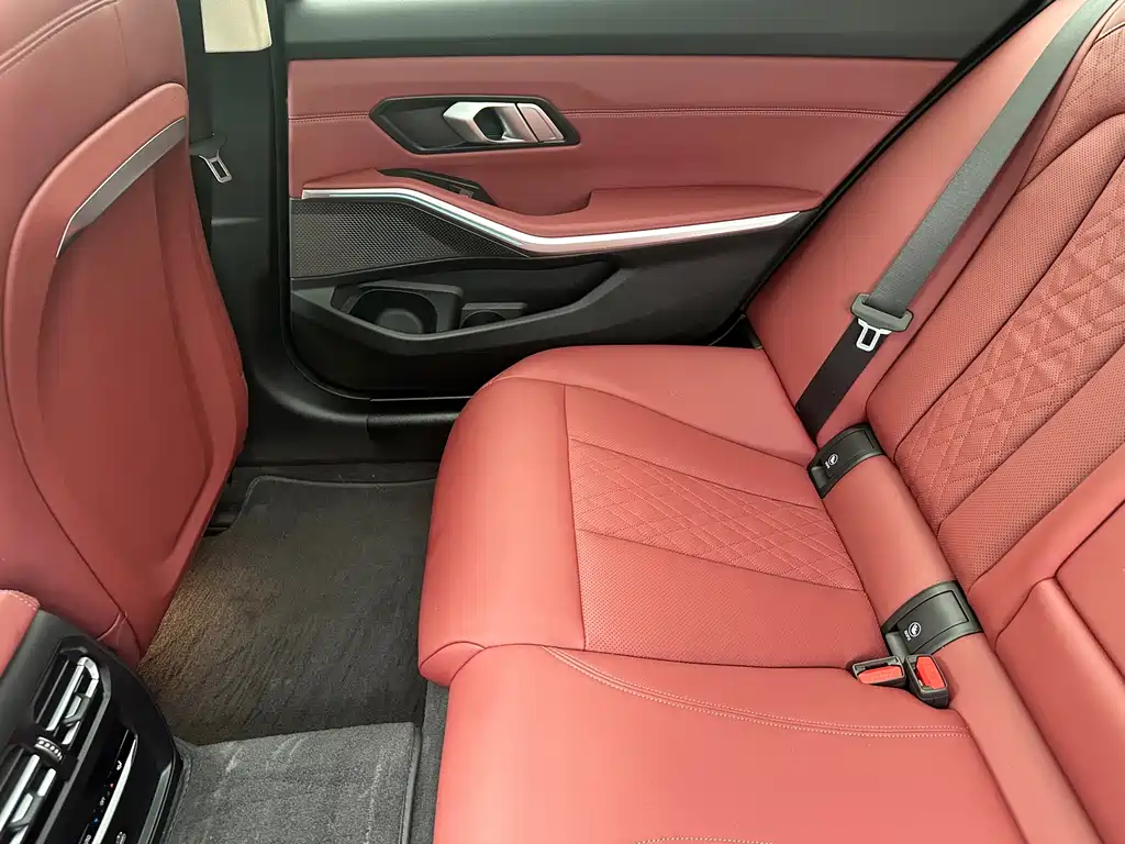 BMW i3 2024 eDrive 35 L