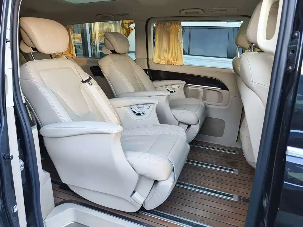 MERCEDES-BENZ V CLASS