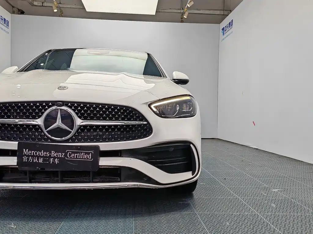 Mercedes-Benz C-Class — миниатюра 18
