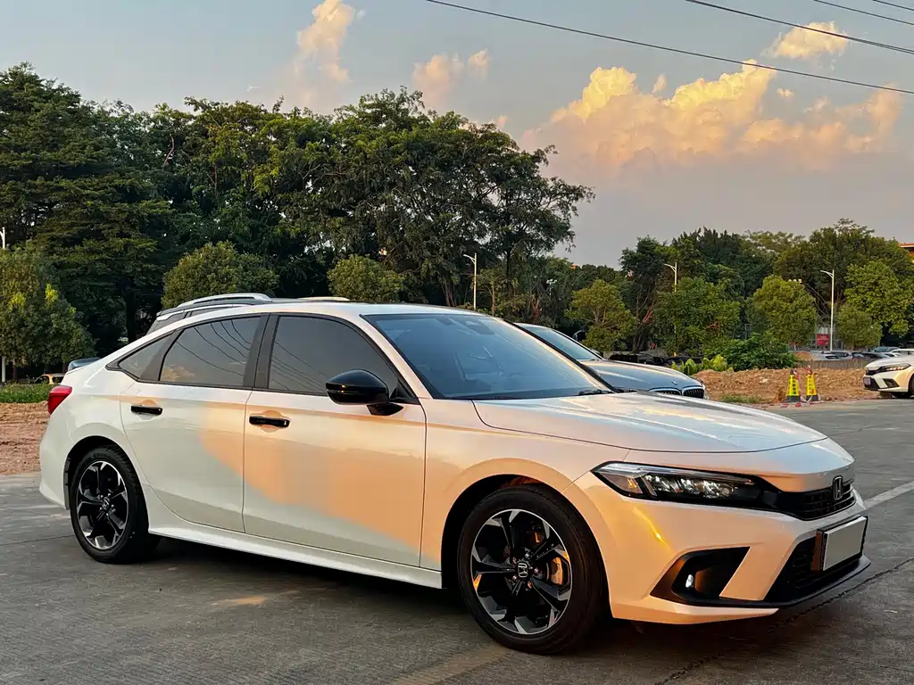 Honda Civic — миниатюра 3