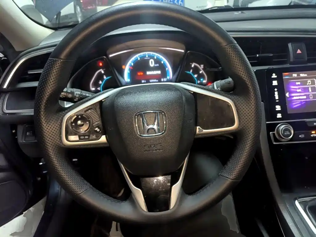 Honda Civic — миниатюра 11