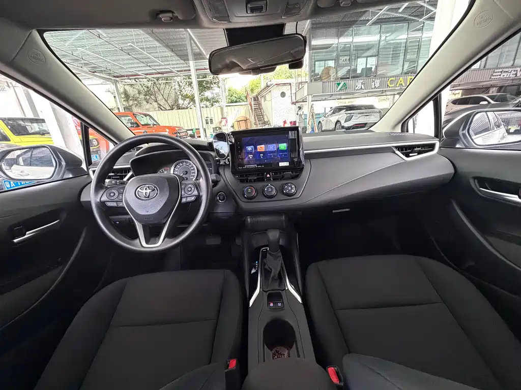 Toyota Corolla — миниатюра 14