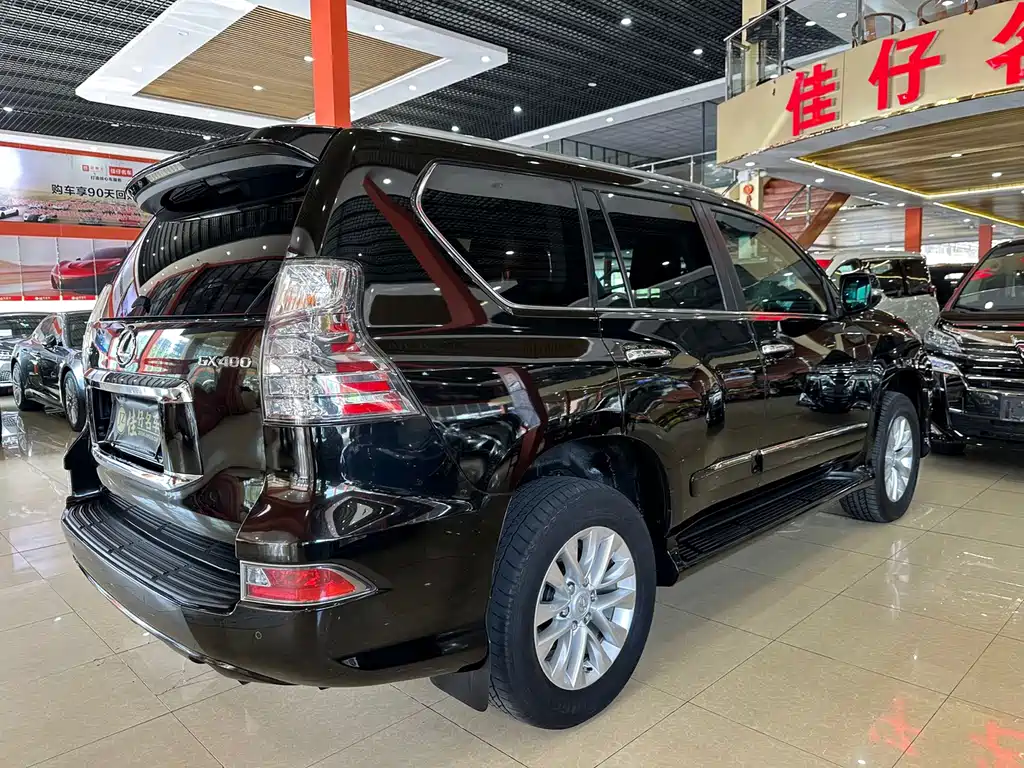 Lexus GX — миниатюра 4