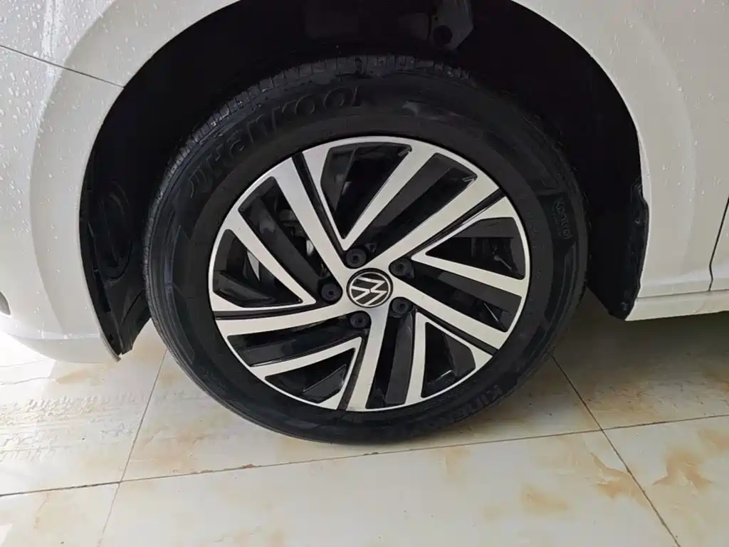 Volkswagen Lavida — миниатюра 23