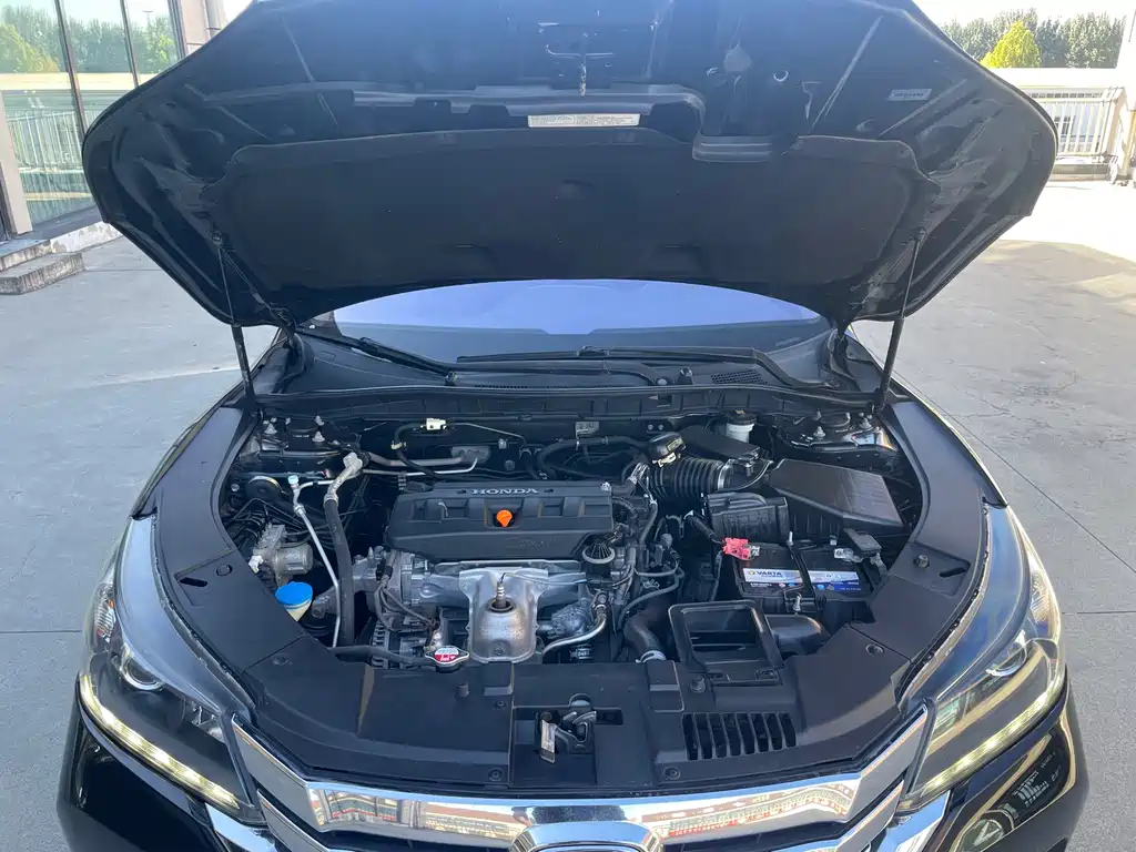 Honda Accord — миниатюра 14