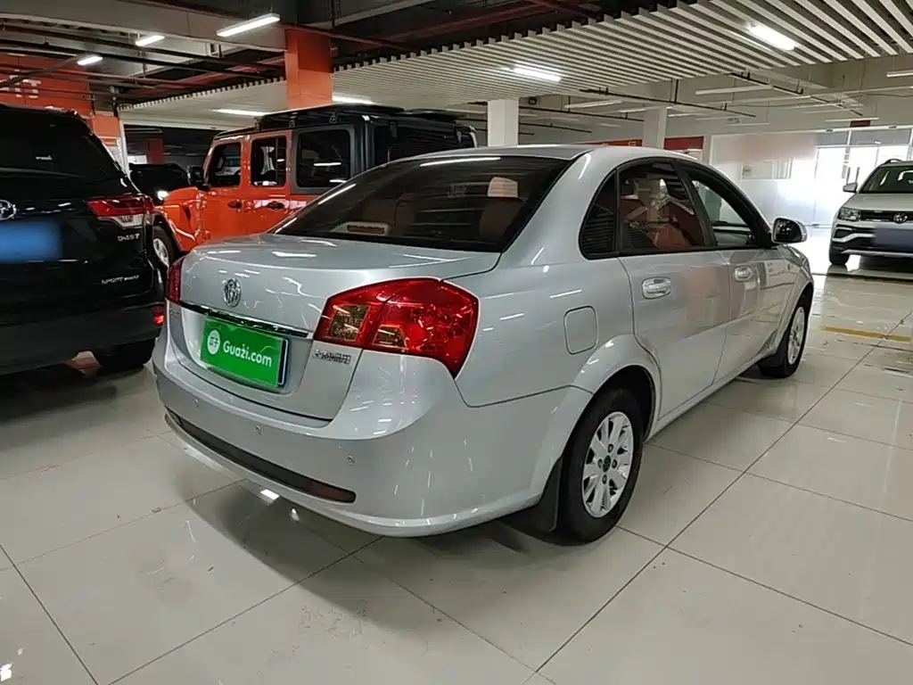 Buick Excelle — миниатюра 7
