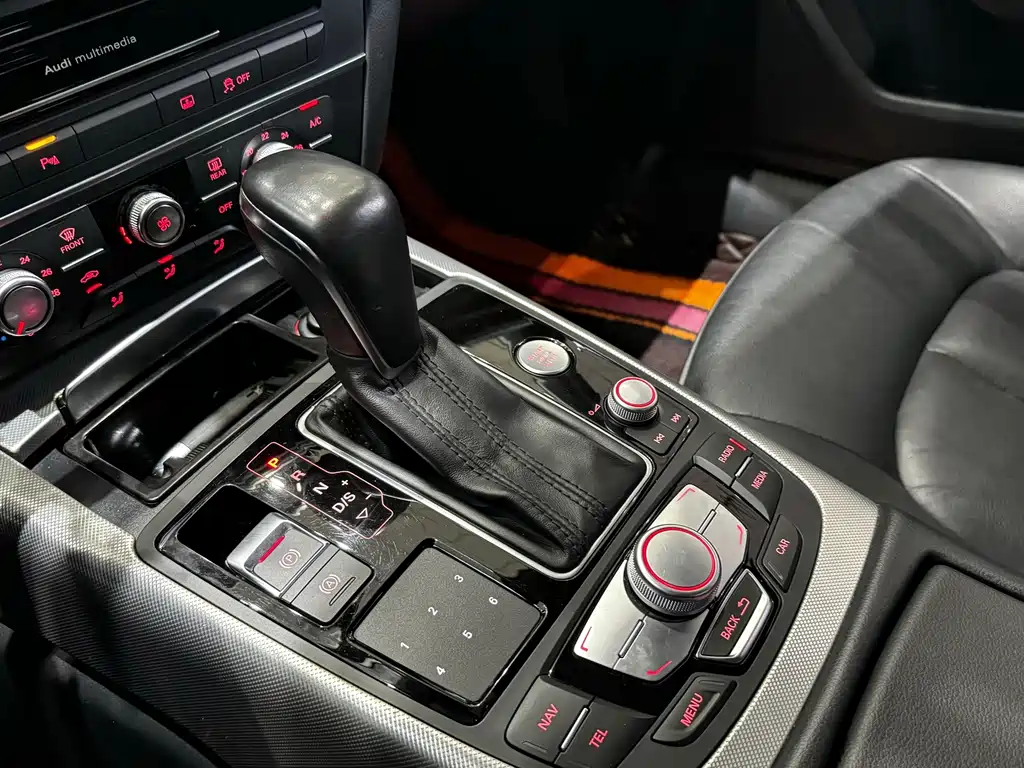 Audi A6L — миниатюра 9