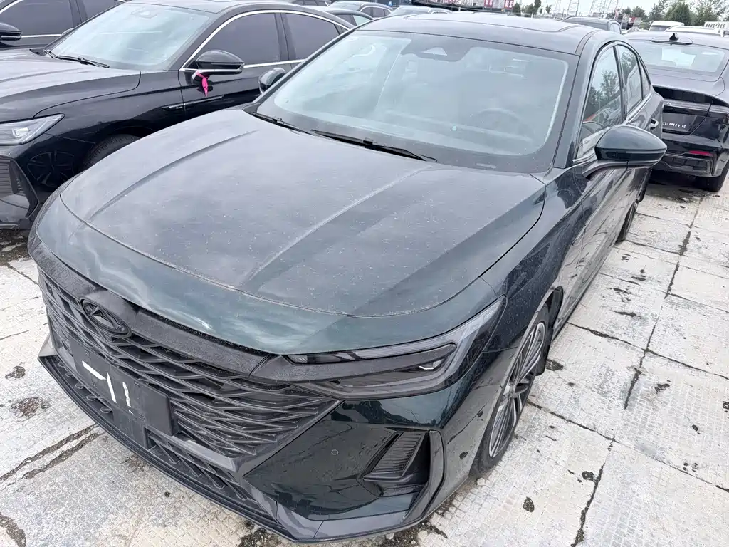 Chery Arrizo 8
