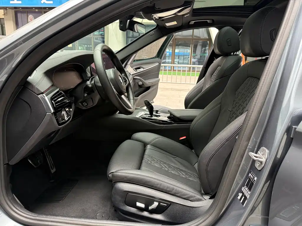 BMW 5 Series 5 2022 525i M Sport