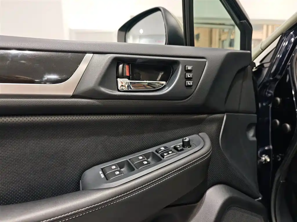 Subaru Outback — миниатюра 17