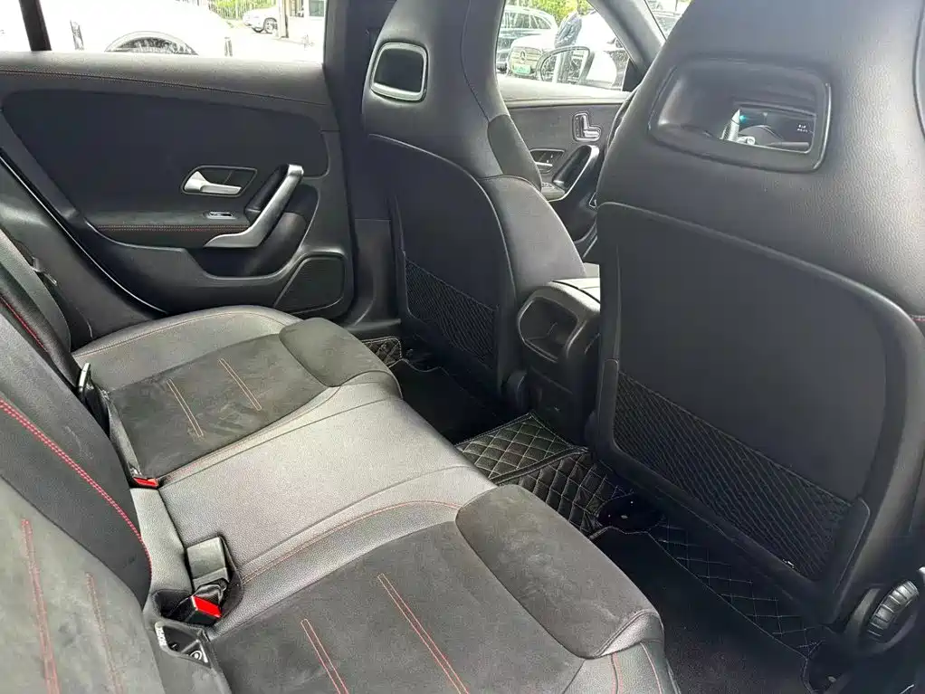 Mercedes-Benz CLA (Import) — миниатюра 16