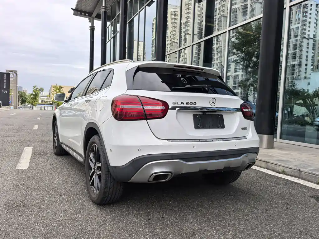 Mercedes-Benz GLA — миниатюра 15