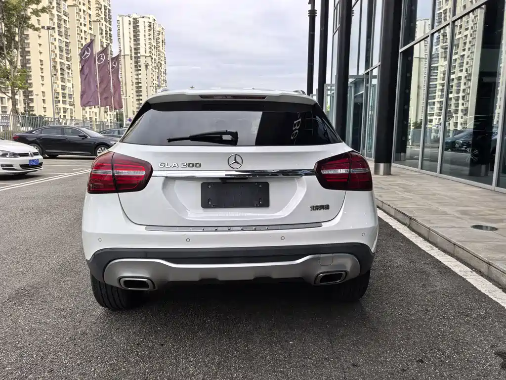 Mercedes-Benz GLA — миниатюра 16