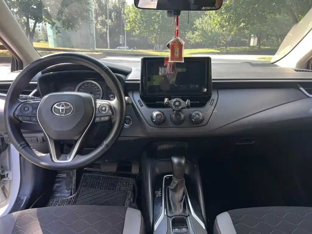 Toyota Corolla — миниатюра 2