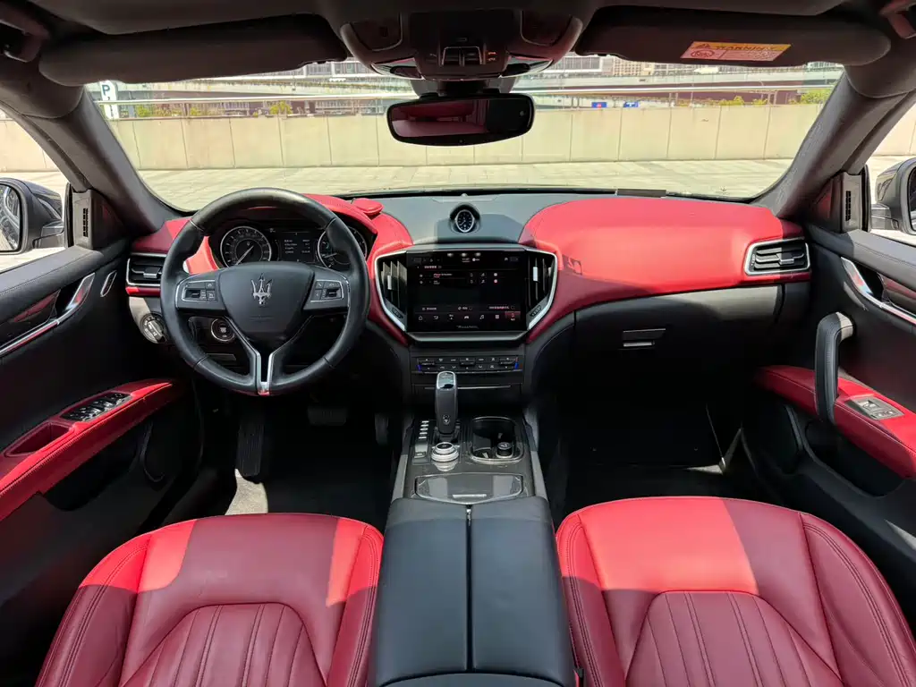 Maserati Ghibli 2022 2.0T GT