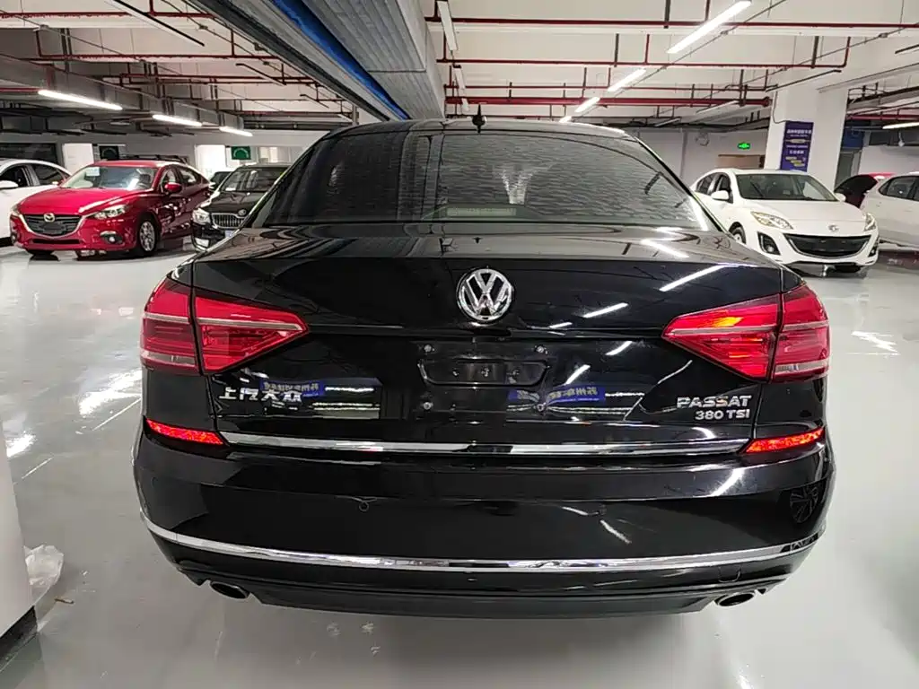 Volkswagen Passat — миниатюра 6