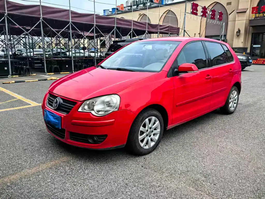 Volkswagen Polo 2009 1.4L AT