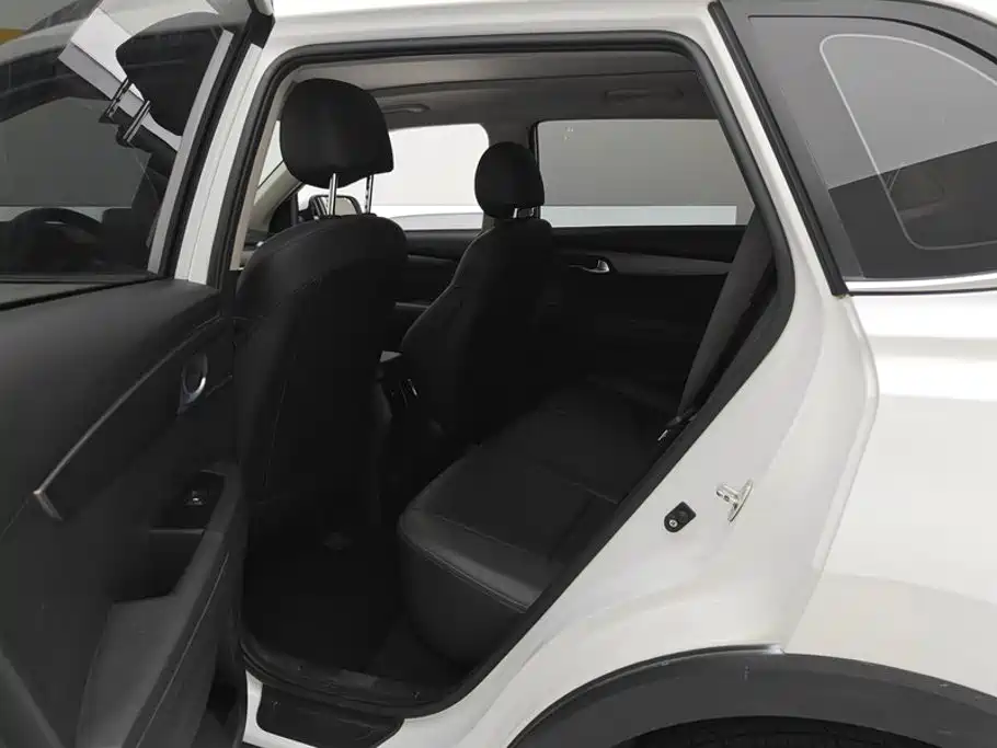 Kia Sportage — миниатюра 11
