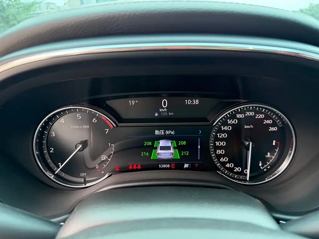 Cadillac CT5 — миниатюра 11