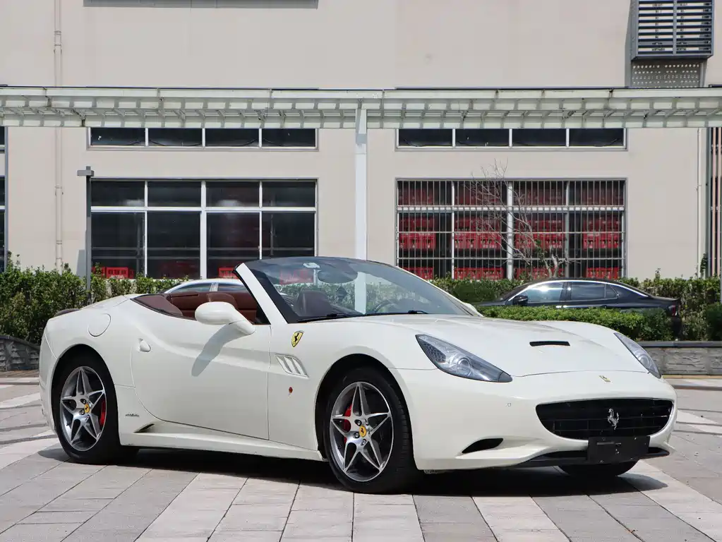 Ferrari California T 2010