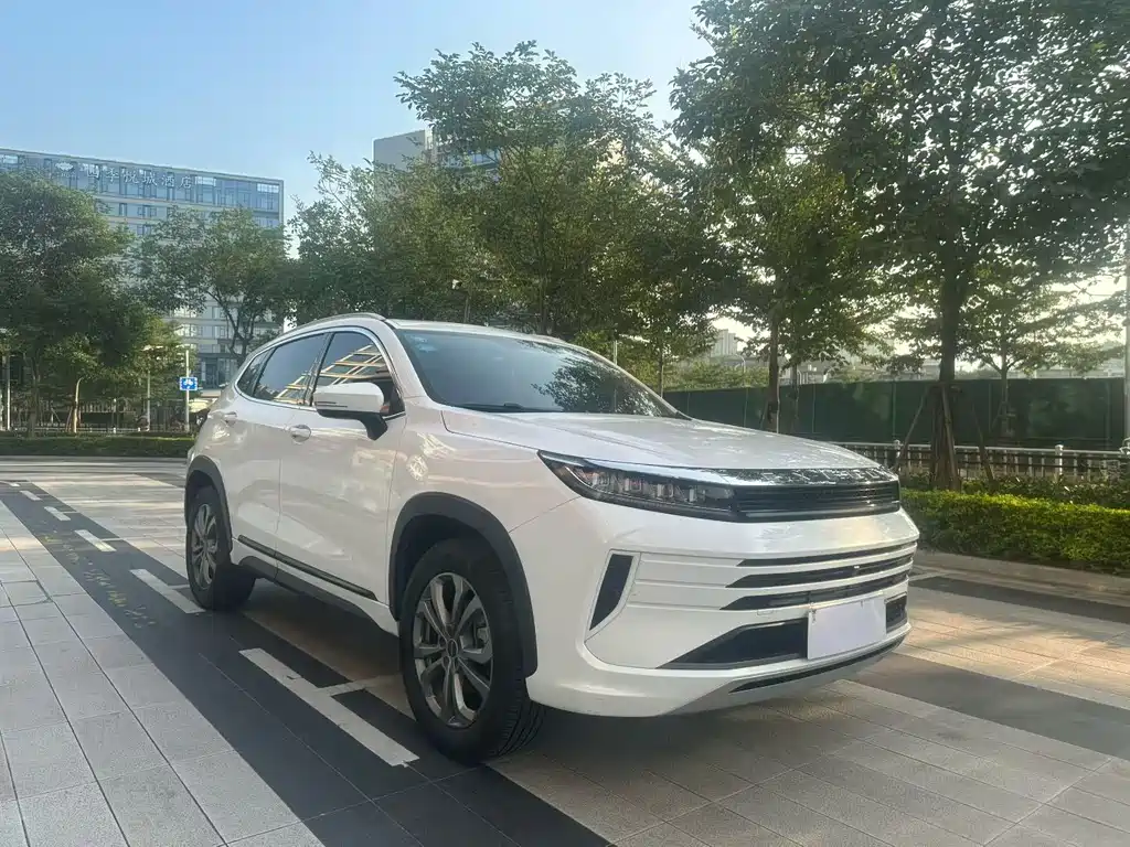 Exeed Zhaofeng — миниатюра 3