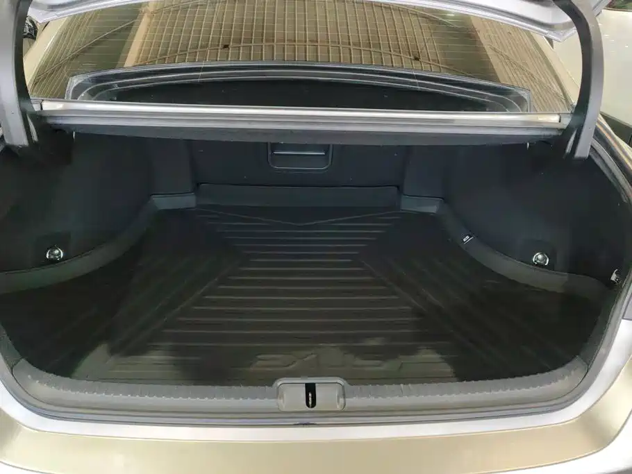 Lexus ES — миниатюра 4