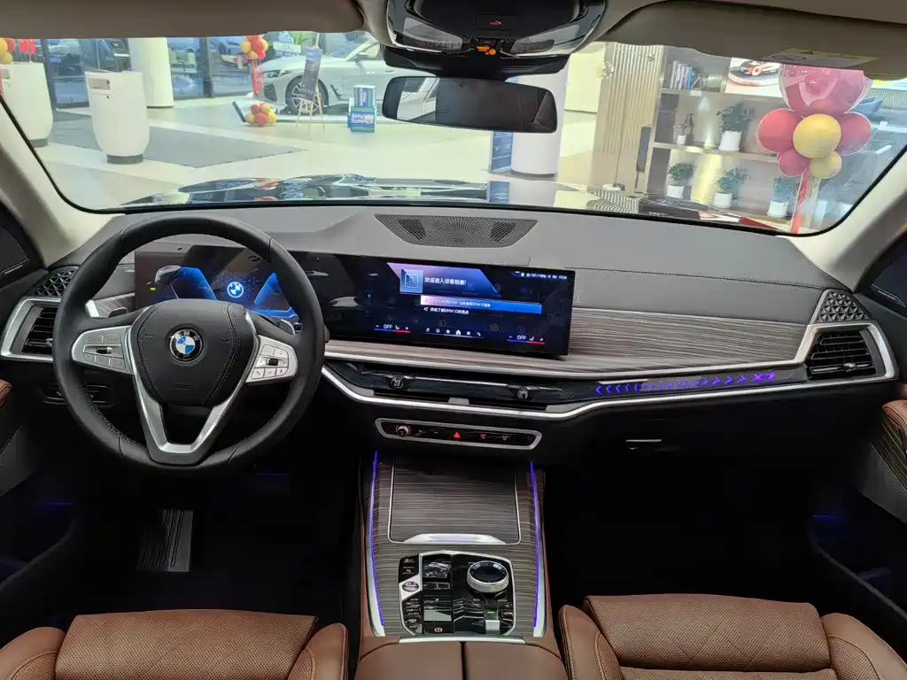 BMW X7 — миниатюра 7