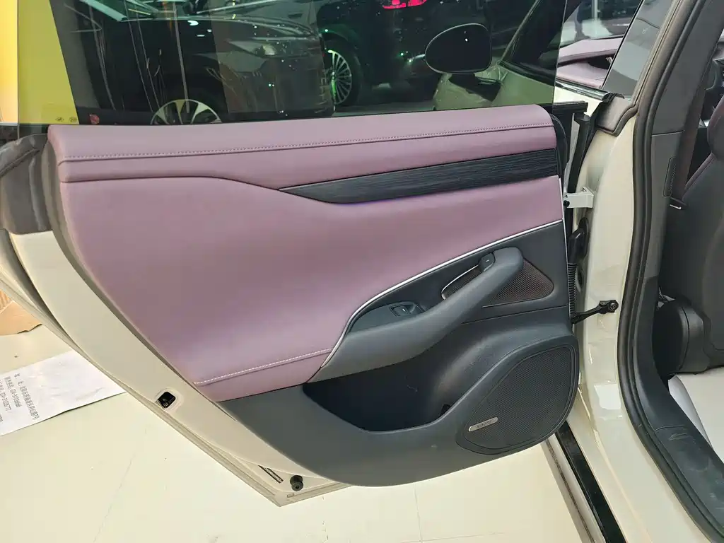 XIAOMI CAR XIAOMI SU7