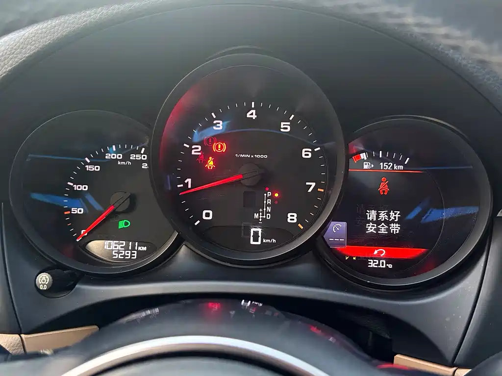 Porsche Macan — миниатюра 15