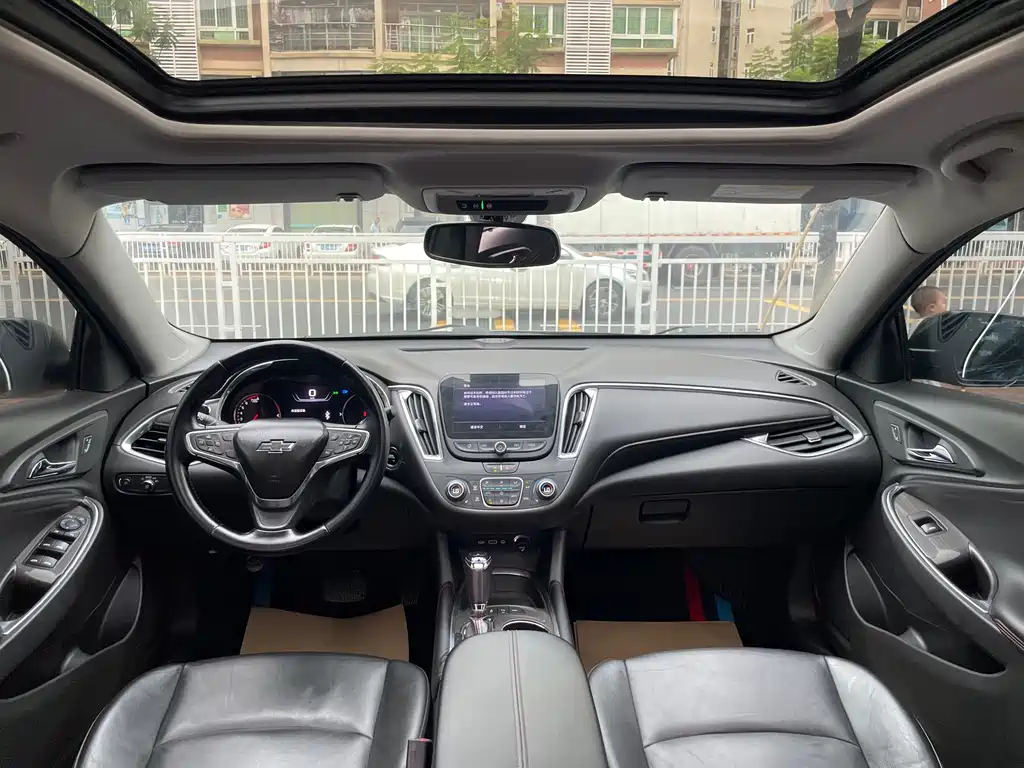 Chevrolet Malibu XL — миниатюра 12