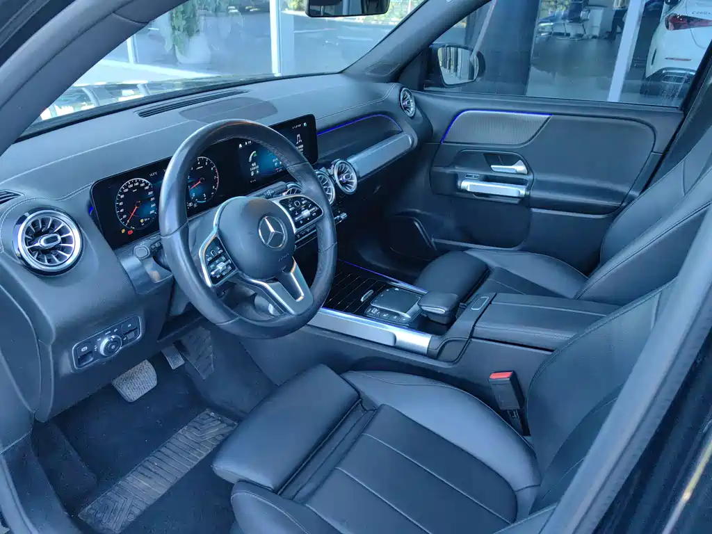 Mercedes-Benz GLB — миниатюра 6